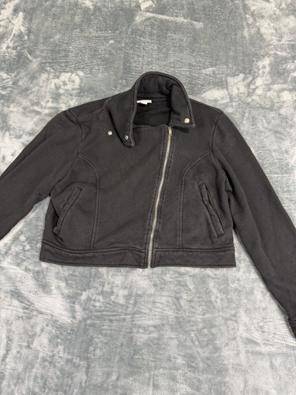 LuLaRoe Womens Black Cropped Zip Up Jacket Snap Collar Size L